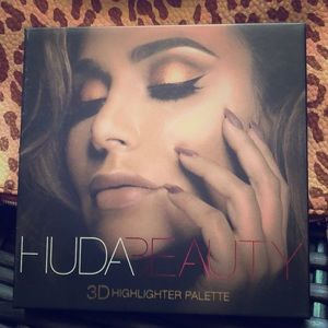 Sephora HudaBeauty 3D Highlighter Palette